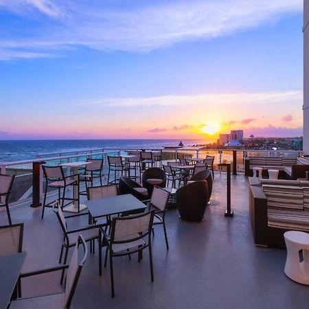 Springhill Suites By Marriott Panama City Beach Beachfront Buitenkant foto