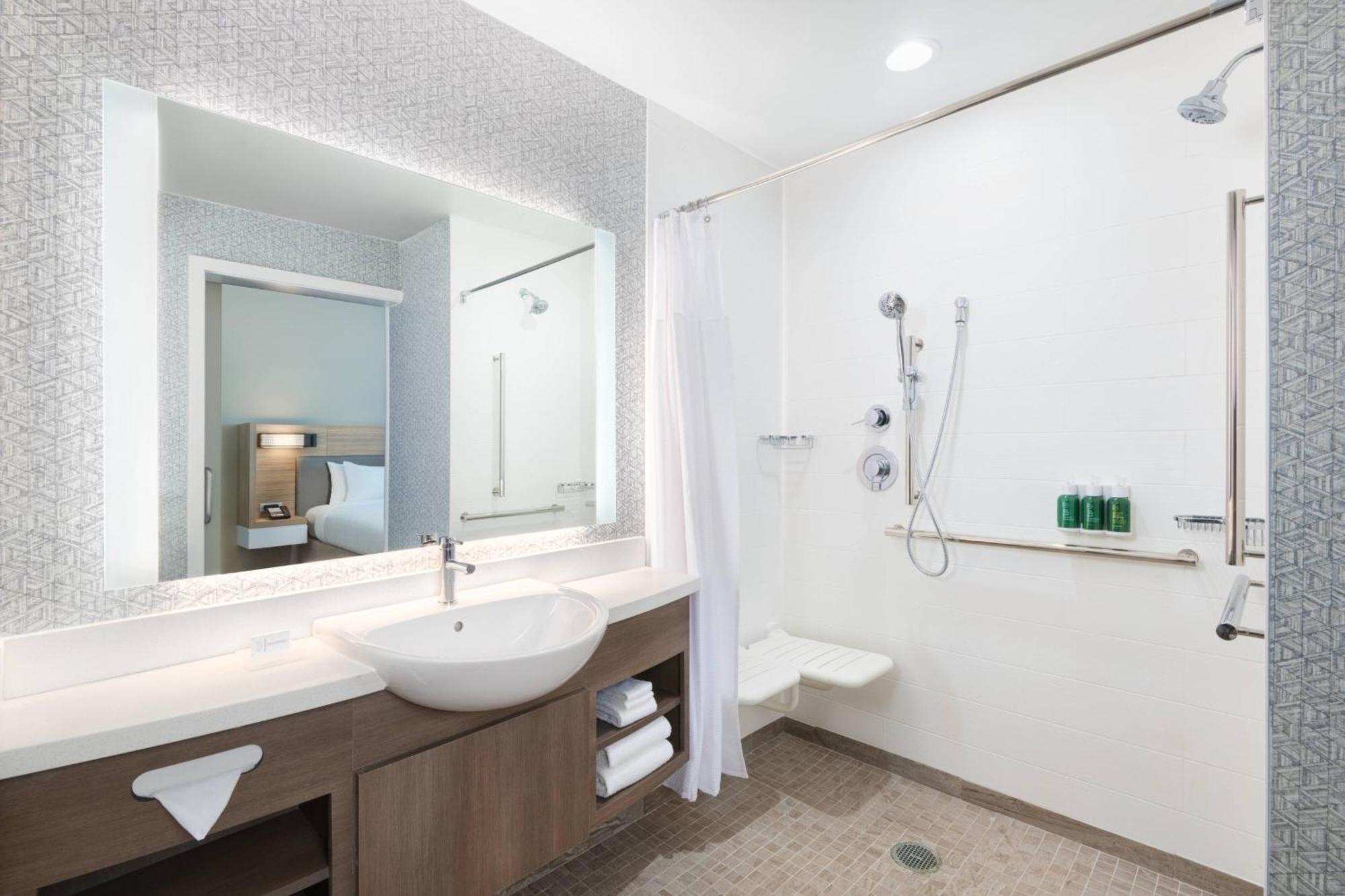 Springhill Suites By Marriott Panama City Beach Beachfront Buitenkant foto